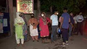 Photo of राजधानी दिल्ली में दो समुदायों के बीच झड़प का मामला आया सामने, पुलिस ने 20 लोगों को किया गिरफ्तार