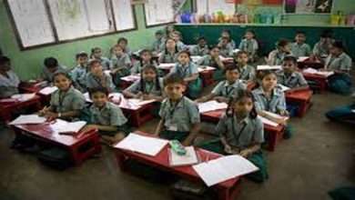 Photo of यूपी की सरकारी प्राइमरी श‍िक्षा का है बुरा हाल, स्कूल का नाम तक नहीं लिख पाते बच्चे