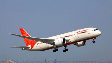 Photo of DGCA ने Air India पर लगाया 10 लाख रुपये का जुर्माना. पढ़े पूरी खबर