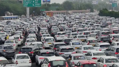 Photo of दिल्ली-नोएडा-गुरुग्राम बॉर्डर पर चेकिंग से लगा लंबा जाम, हजारों गाड़ियां फंसी