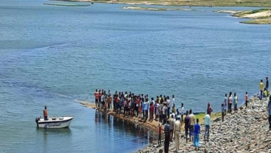 Photo of कोडरमा में पलटी नाव, एक ही परिवार के आठ लोगों की मौत