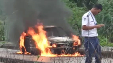 Photo of महाराष्ट्र: नागपुर में आर्थिक तंगी से परेशान शख्स ने पत्नी- बेटे के साथ कार को लगाई आग