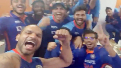 Photo of सीरीज जीतने के बाद टीम इंडिया के ड्रेसिंग रूम का वीडियो वायरल, आप भी देंखे…