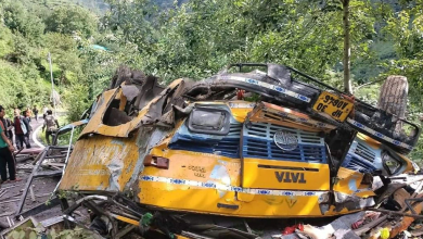 Photo of हिमाचल प्रदेश के कुल्लू में बड़ा हादसा, खाई में गिरी बस, 20 से अधिक लोगों की मौत