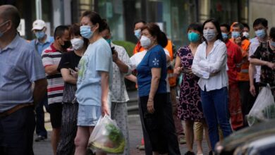 Photo of चीन के युवा खुद को कोरोना से संक्रमित कर रहे, कई सेलीब्रेटी और आम नागरिक भी शामिल