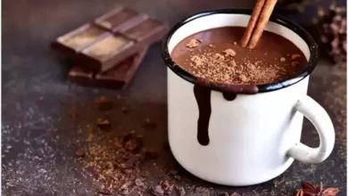 Photo of सर्दियों के मौसम में पिए गरम-गर्म हॉट चॉकलेट ड्रिंक, यहां इसे बनाने के तरीके के बारे में बता रहे हैं देखिए-