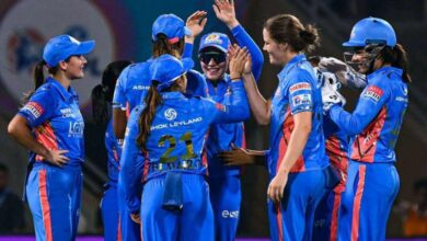 Photo of महिला प्रीमियर लीग के पहले मैच में मुंबई इंडियंस ने गुजरात जायंट्स को 143 रनों से दी मात