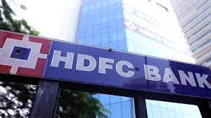 Photo of बीएसई पर HDFC बैंक के शेयर 5.56 प्रतिशत गिरकर 1,631 रुपये के निचले स्तर पर आ गए..