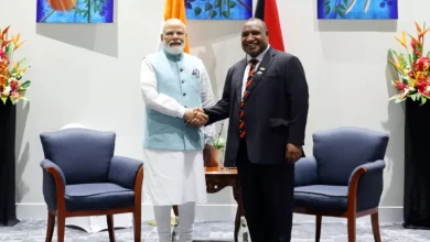 Photo of पापुआ न्यू गिनी के प्रधानमंत्री जेम्स मारापे ने पीएम मोदी की तारीफ की