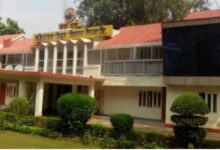 Photo of यूपी: डीवीवीएनएल के बाबू ने उड़ाए 2.17 करोड़ रुपये, खातों में गुपचुप ट्रांसफर