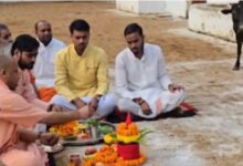Photo of यूपी: सीएम योगी ने की गोरखनाथ मंदिर में गोवर्धन पूजा