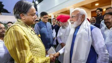 Photo of कांग्रेस सांसद शशि ने पीएम मोदी के भाषण की सराहना पर पार्टी की आलोचना