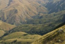 Photo of अरबों साल पुराने हैं बार्बरटन मखोनज्वा पर्वत, एक-एक पत्थर करता है धरती की शुरुआती कहानी बयां