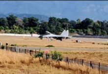 Photo of सुखोई विमान की देहरादून एयरपोर्ट पर इमरजेंसी लैंडिंग