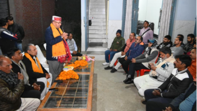 Photo of सरकार की योजनाएं घर घर पहुंचाएं कार्यकर्ता – गणेश जोशी