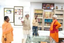 Photo of यूपी: रक्त से बने अद्भुत चित्र, जिनका अवलोकन करेंगी राष्ट्रपति द्रौपदी मुर्मू