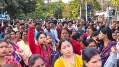 Photo of यूपी: टीईटी अनिवार्यता पर शिक्षक लामबंद, आज राजधानी में जुटेंगे हजारों