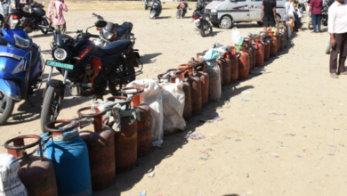 Photo of धोखाधड़ी से उड़े होश: 3000 रुपये देकर ब्लैक में लिया सिलिंडर, एक ही दिन में हो गया खत्म