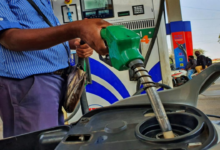 Photo of Petrol Diesel Price Today: देशभर में ईंधन की कीमतों में उतार-चढ़ाव, जानिए दिल्ली से पटना तक ताजा रेट