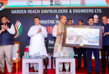 Photo of कोलकाता में ₹3,500 करोड़ की 5 बड़ी परियोजनाओं का शिलान्यास, भारत को शिपबिल्डिंग हब बनाने का लक्ष्य