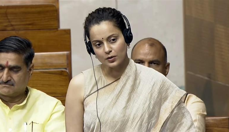 Photo of छात्र प्रदर्शन वाले बयान पर कंगना का तीखा पलटवार, नसीरुद्दीन शाह को बताया ‘लोमड़ी’