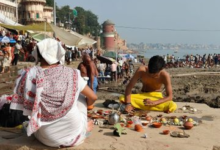 Photo of पितृ पक्ष की द्वादशी आज: वाराणसी-प्रयागराज में श्राद्ध और तर्पण का विशेष महत्व, संन्यासी पूर्वजों के लिए भी आज का दिन खास